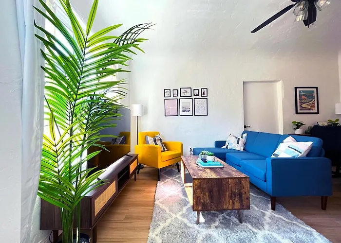 Heart Of Hollywood Apartment - 2Bed 2Bath