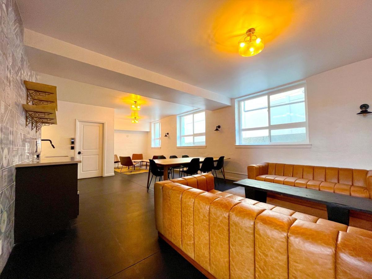 Heart Of Hollywood - 2bed 2bath Apartment *
